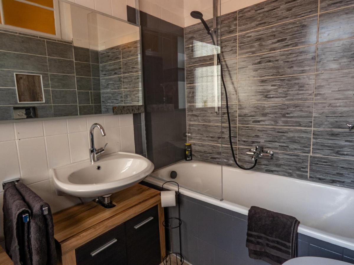 #213 Lux-Room - Zentrum Neuss - Naehe Duesseldorf Messe Mit Netflix & Prime ภายนอก รูปภาพ